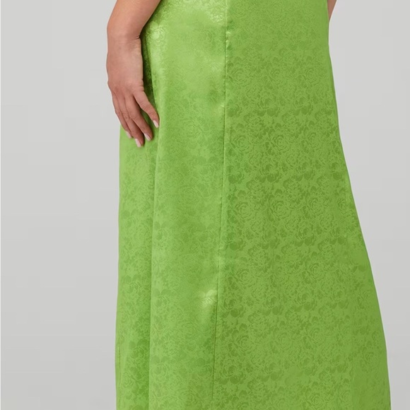 Ronny Kobo Collection Green Maxi Pencil Skirt with slit - Picture 3 of 10